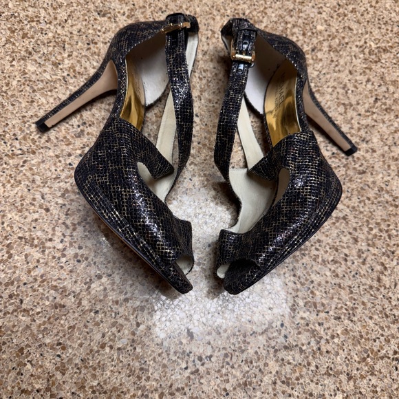 MICHAEL Michael Kors Black and Gold Peep-Toe Heels - Picture 1 of 14